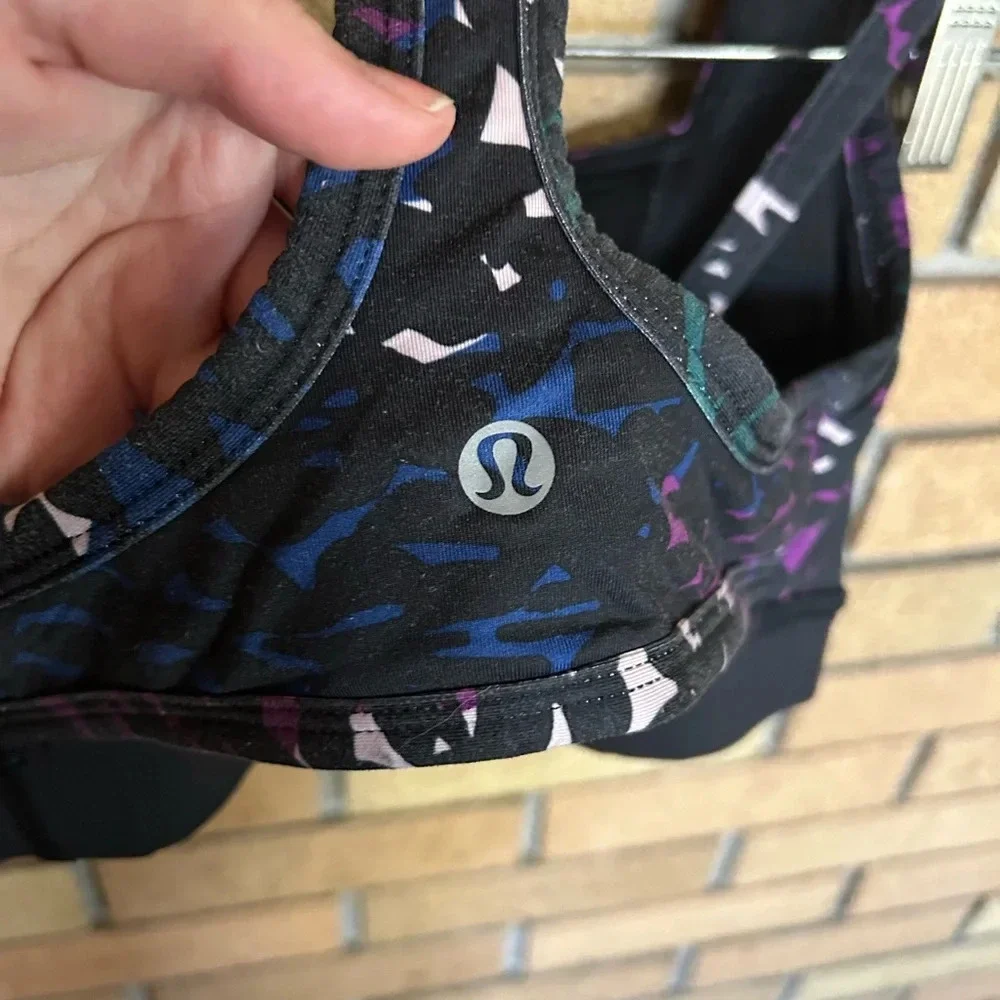 Lululemon Splendour Sports Bra Shadow Wrap Multi / Black Padded Racerback Size 4
